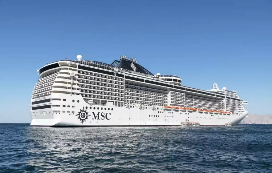 An MSC Fantasia class ship