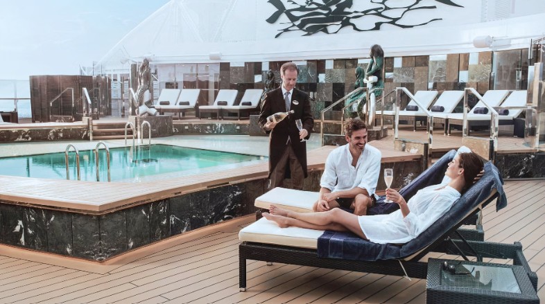 The private Yacht Club pool and sun deck
